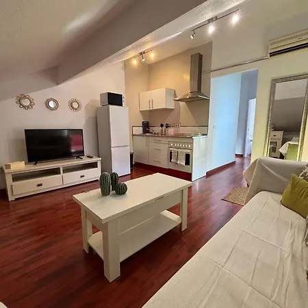 Aprtamentos En Torreblanca * フエンヒロラ